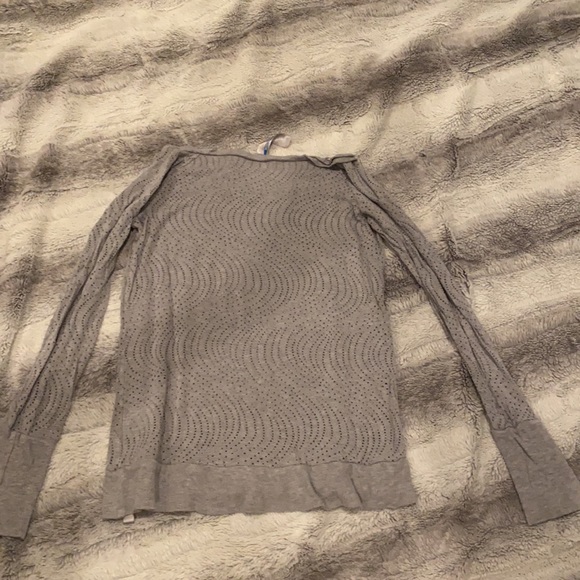 Light grey long sleeve workout top - Picture 2 of 2